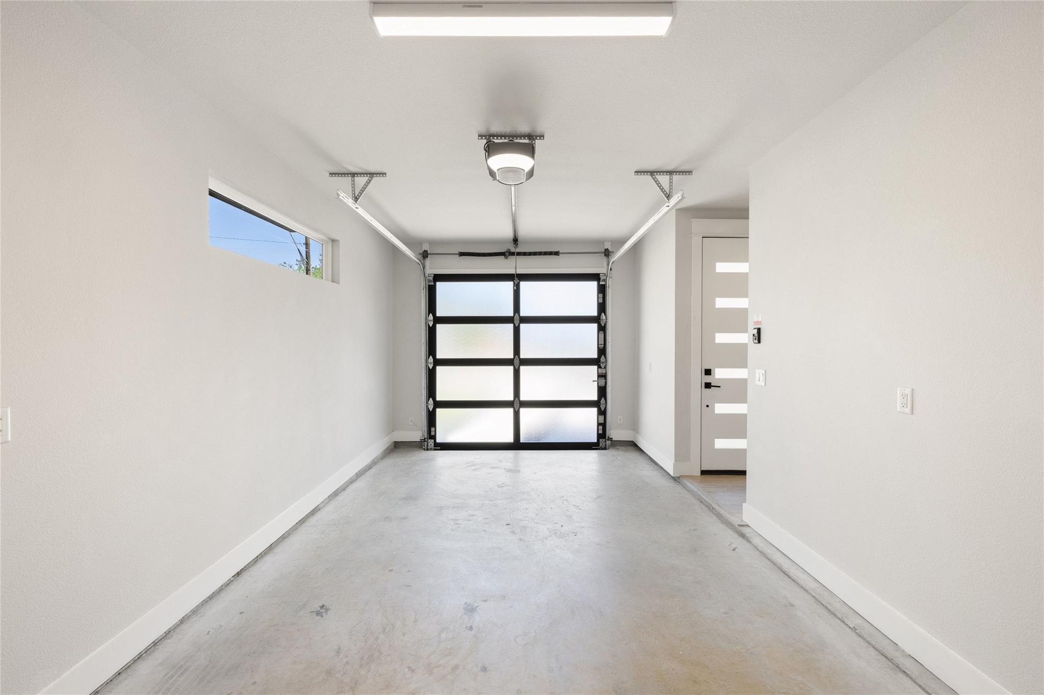 4400 Jinx Ave # 2
