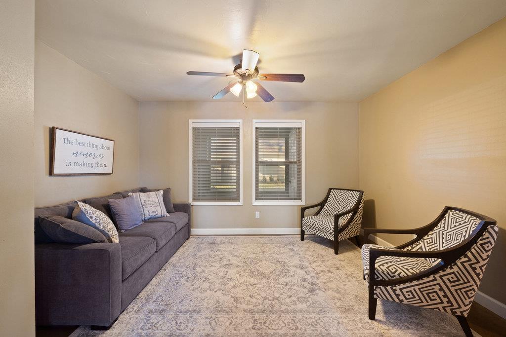 1922 Purple Sage LN