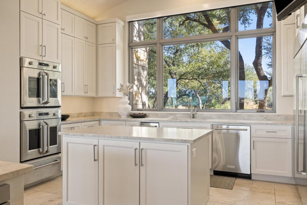 3550 Bell Springs DR