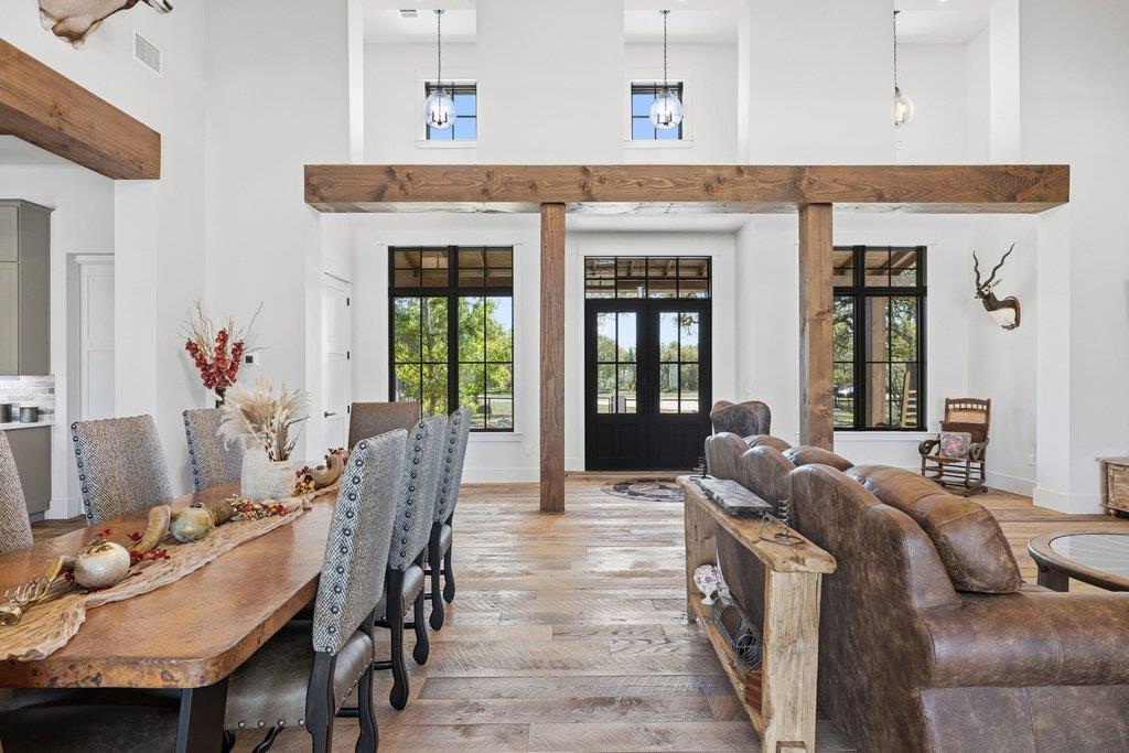 1660 Windmill Run RD