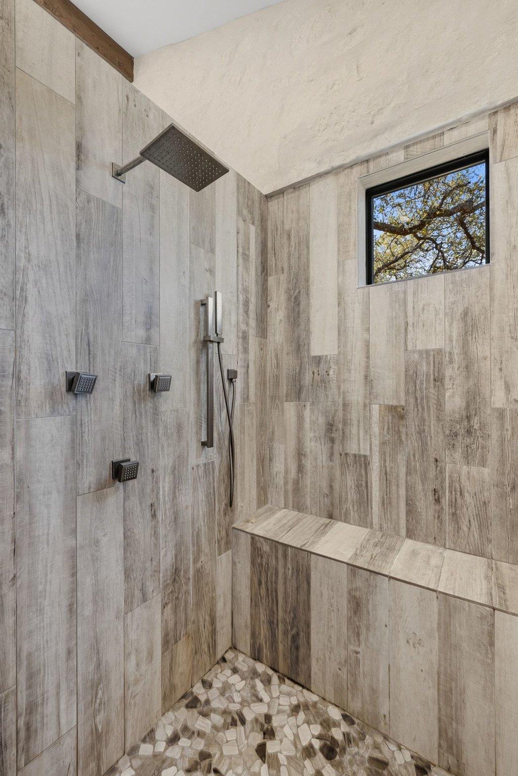 1660 Windmill Run RD