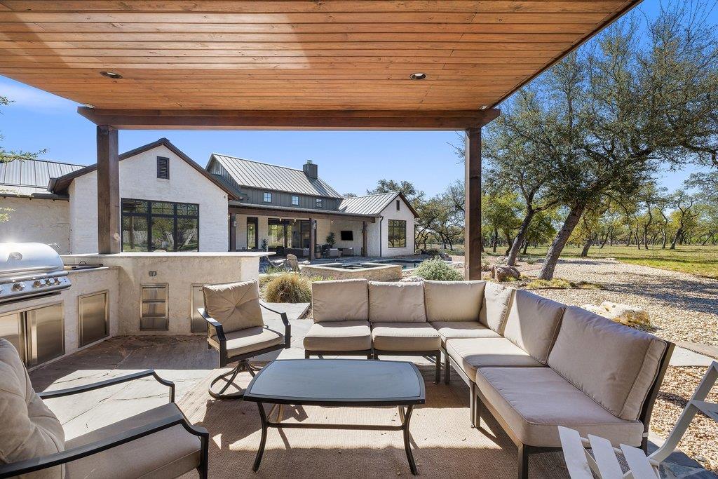 1660 Windmill Run RD