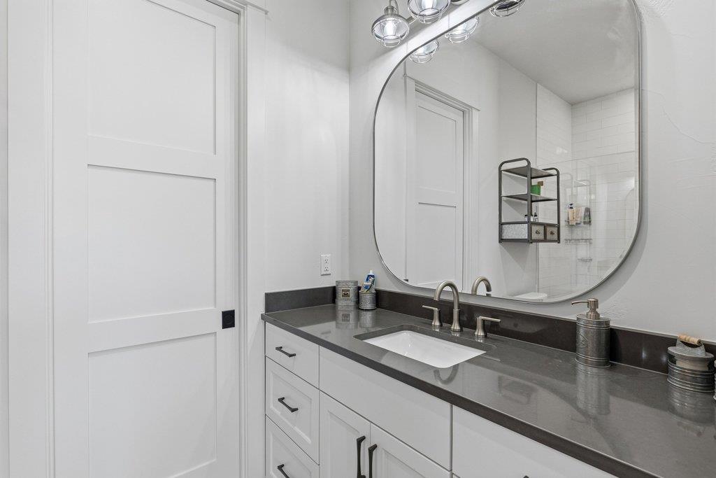 1660 Windmill Run RD