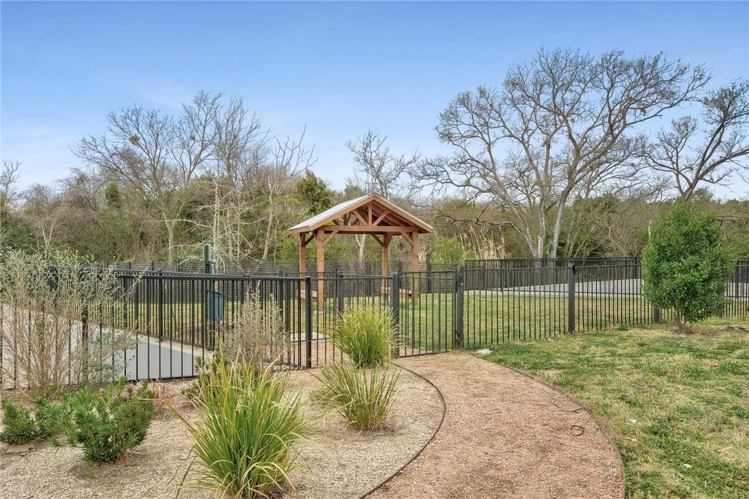 4502 Grassland DR