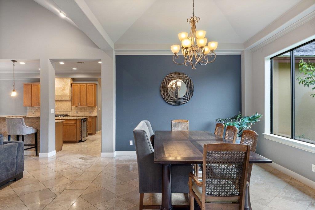 17201 Rocky Ridge RD