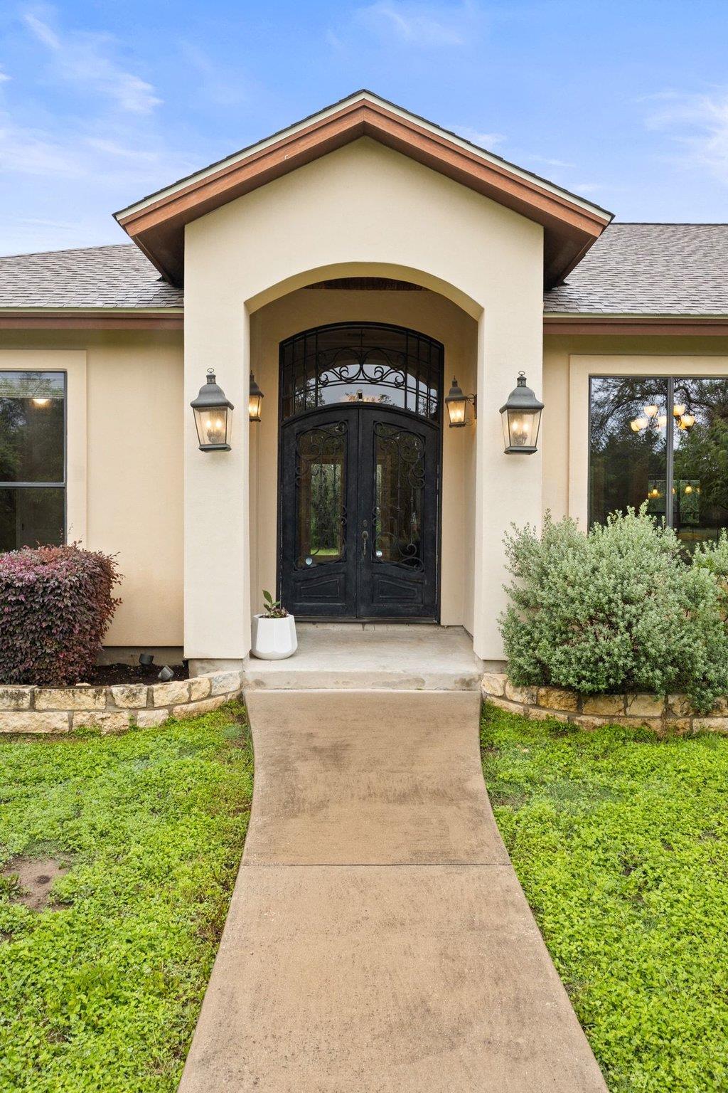 17201 Rocky Ridge RD