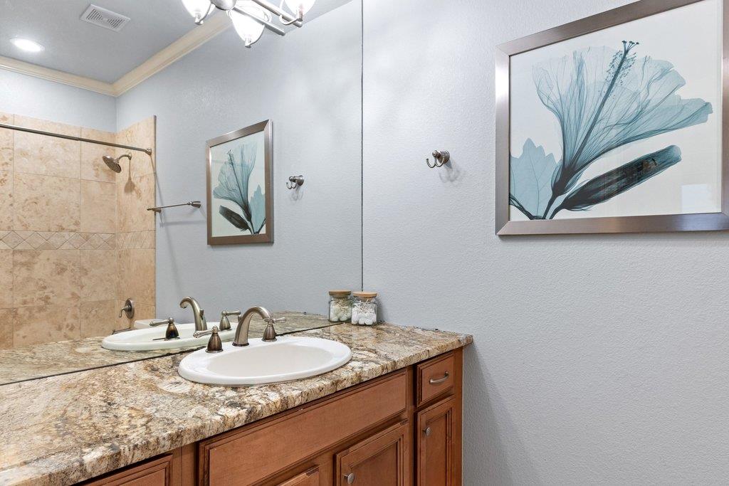 17201 Rocky Ridge RD