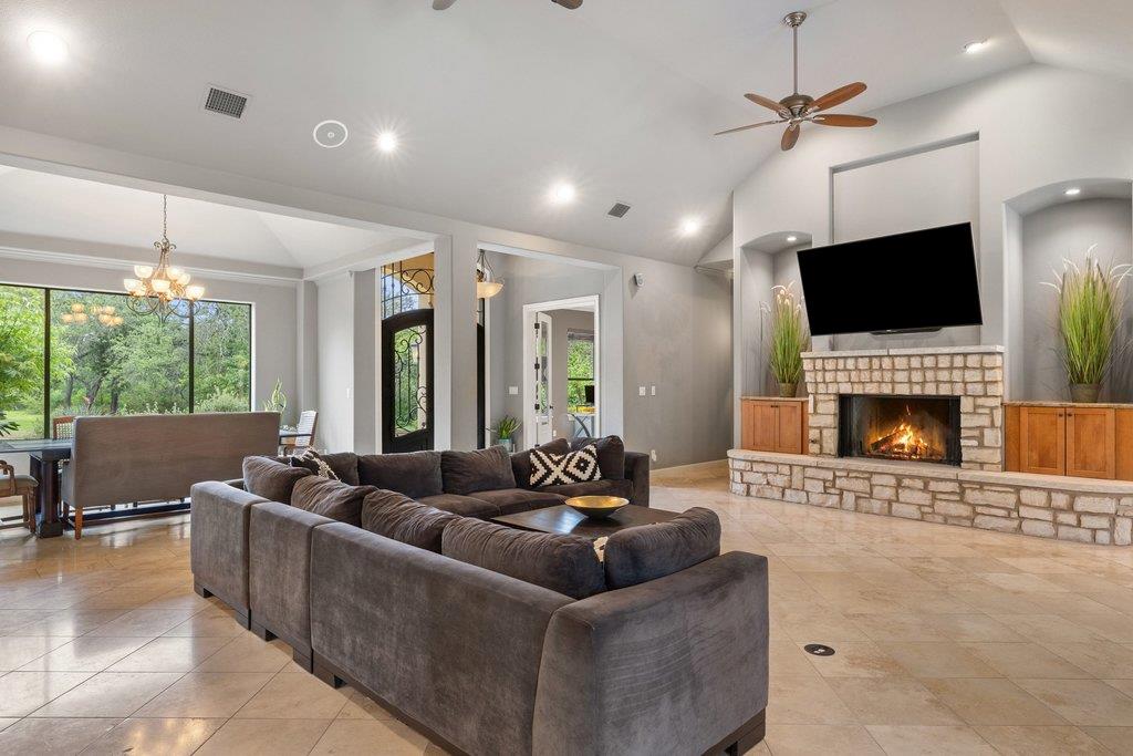 17201 Rocky Ridge RD