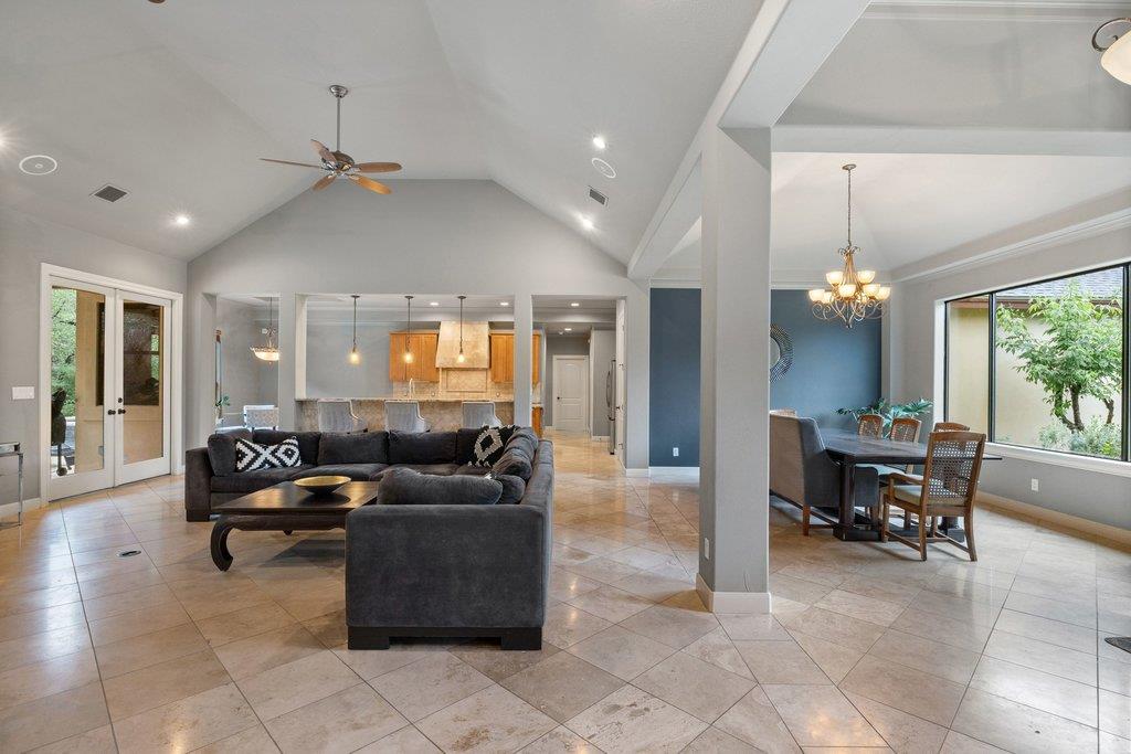 17201 Rocky Ridge RD