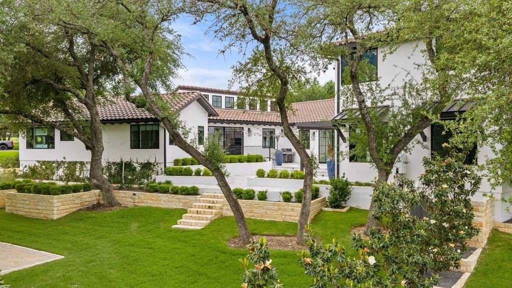 28 Club Estates PKWY