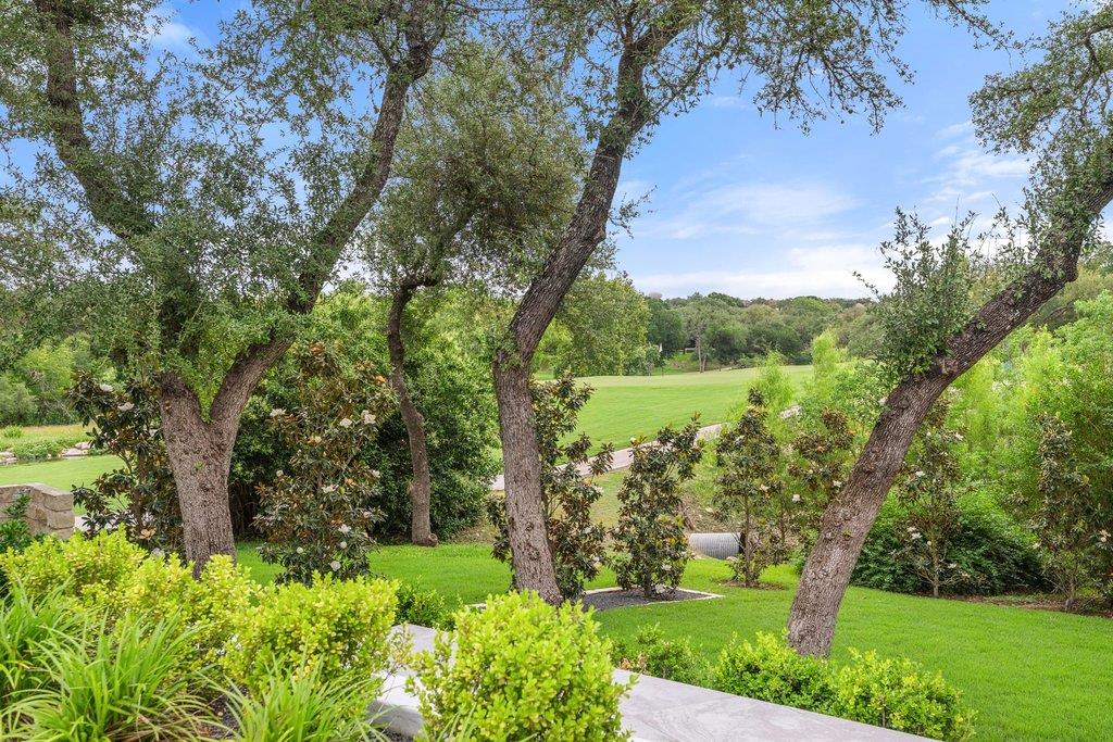 28 Club Estates PKWY