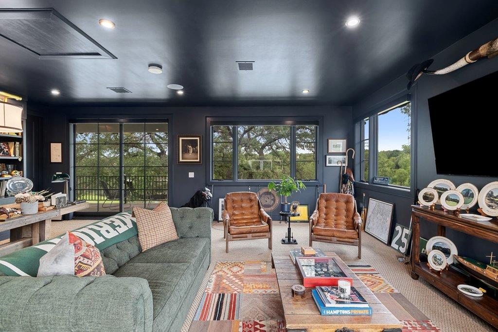 28 Club Estates PKWY