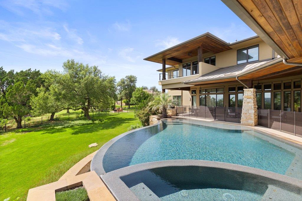17800 Flagler DR