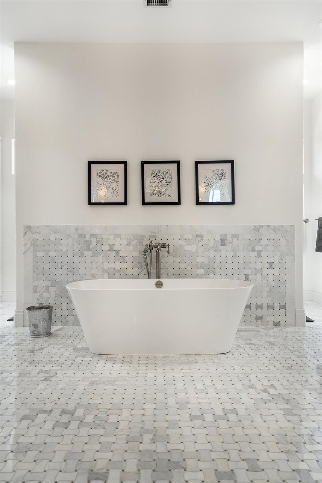 16400 Hamilton Pool RD