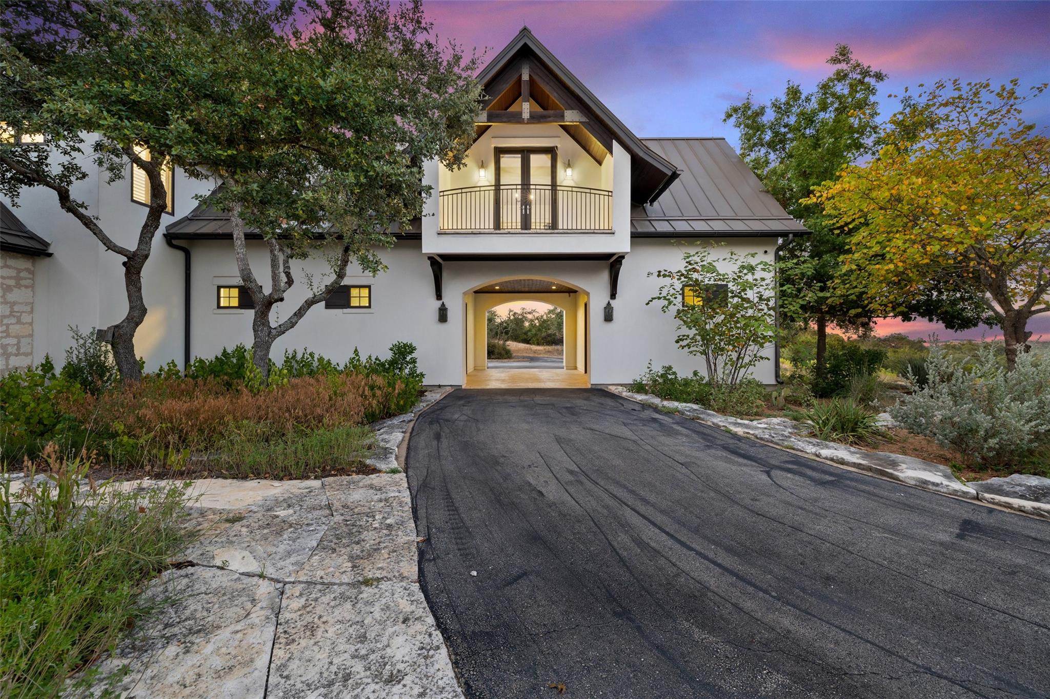 16400 Hamilton Pool RD