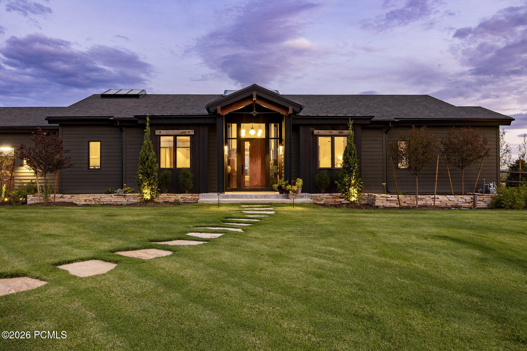 307 W Lazy Acres Lane