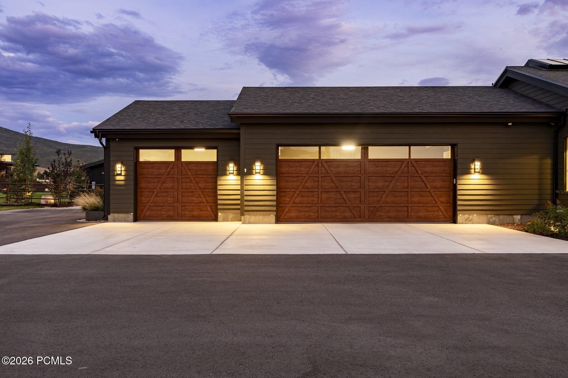 307 W Lazy Acres Lane