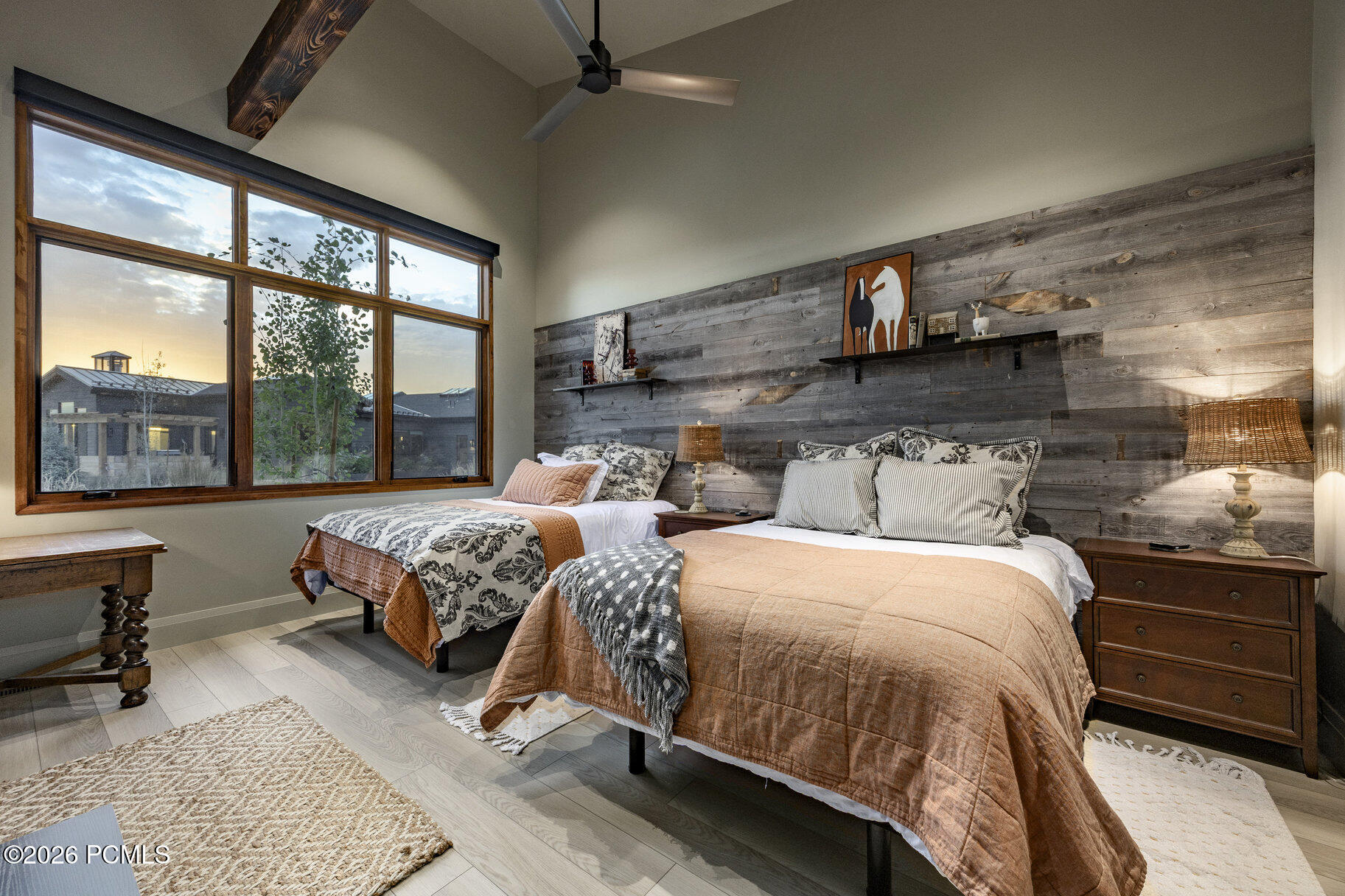 307 W Lazy Acres Lane