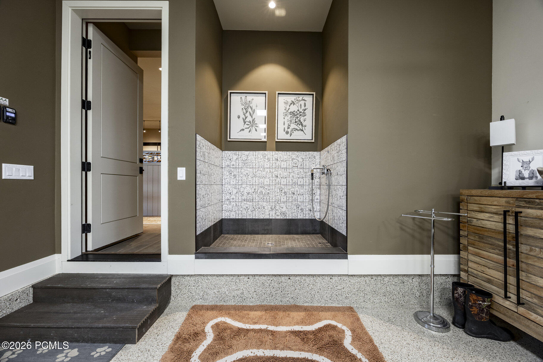 307 W Lazy Acres Lane