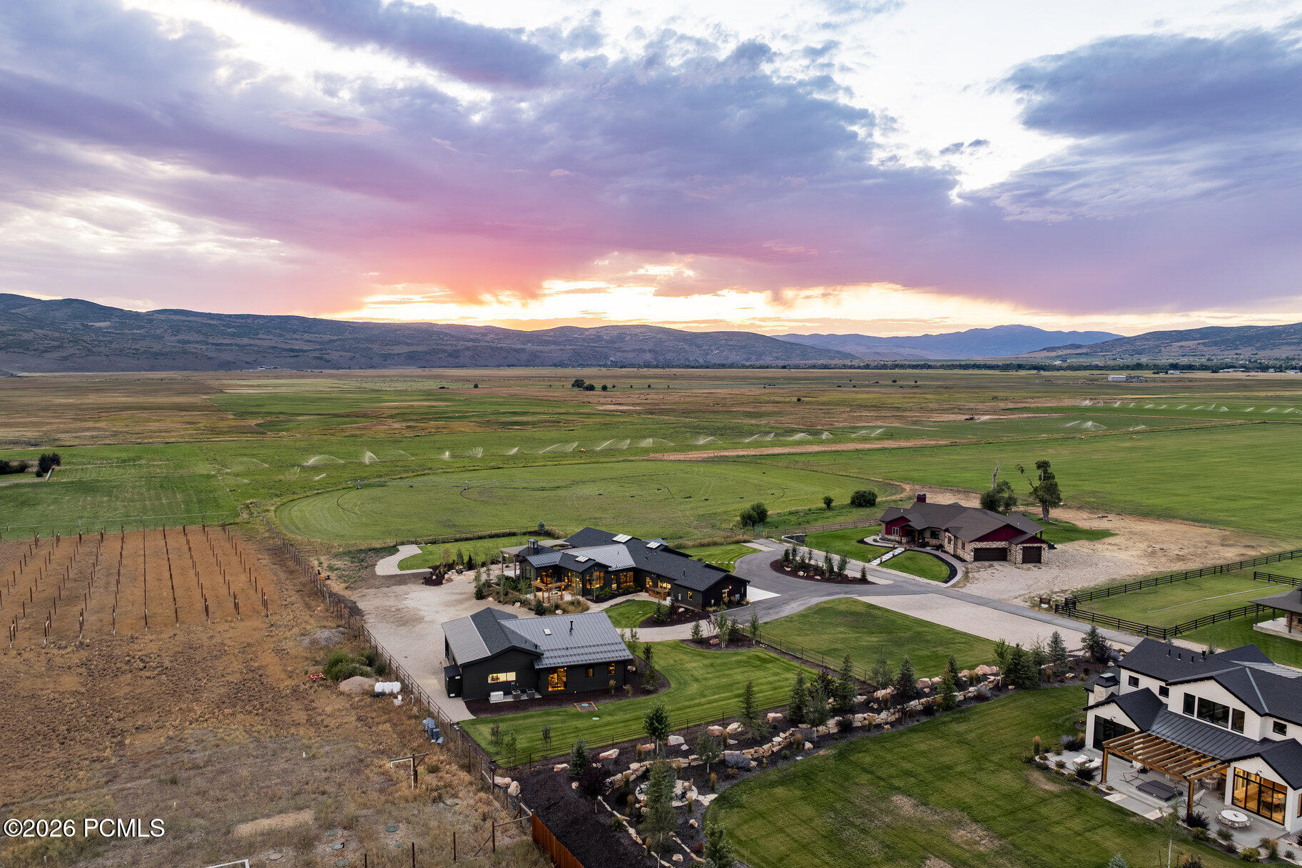 307 W Lazy Acres Lane