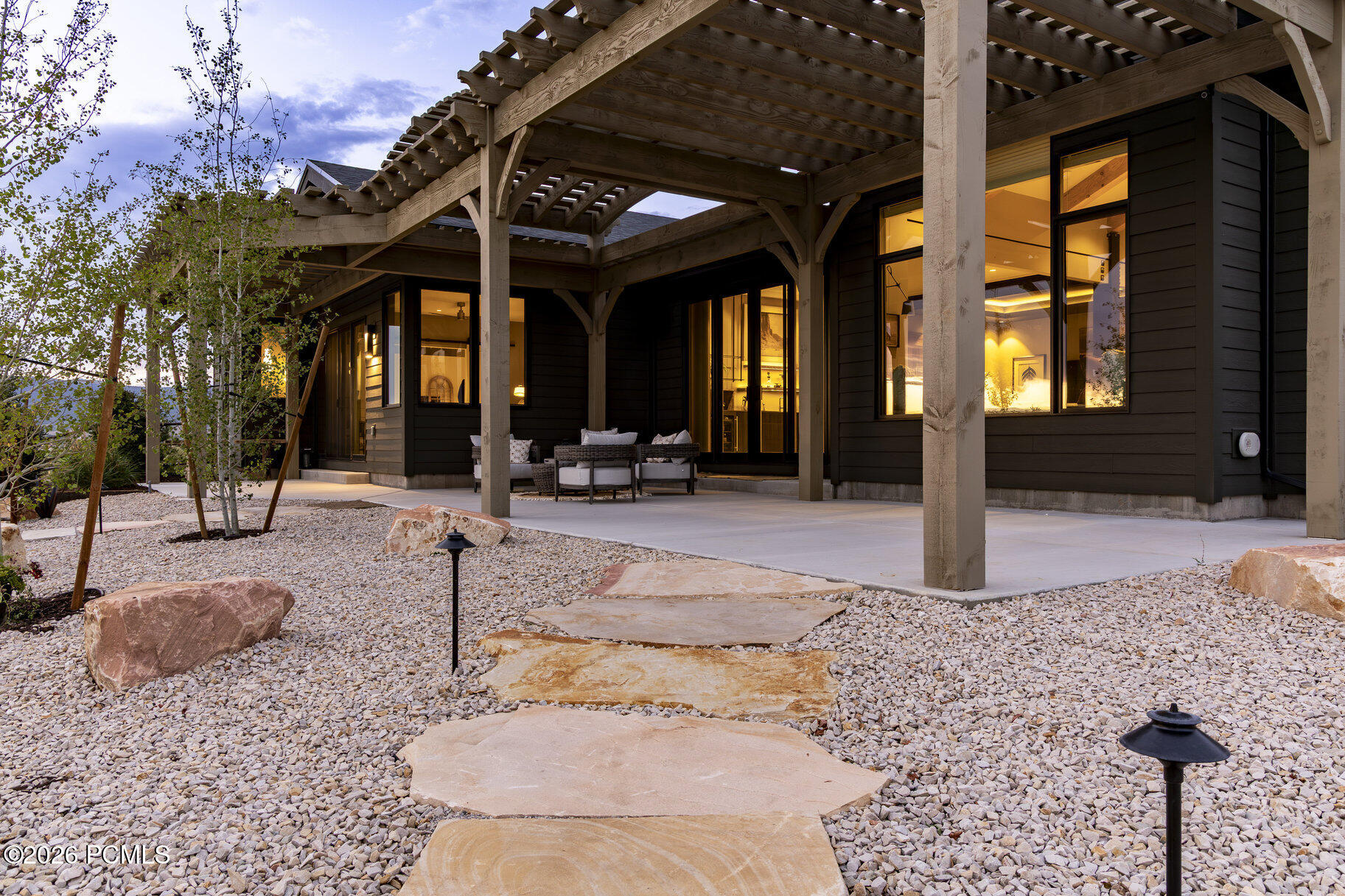 307 W Lazy Acres Lane