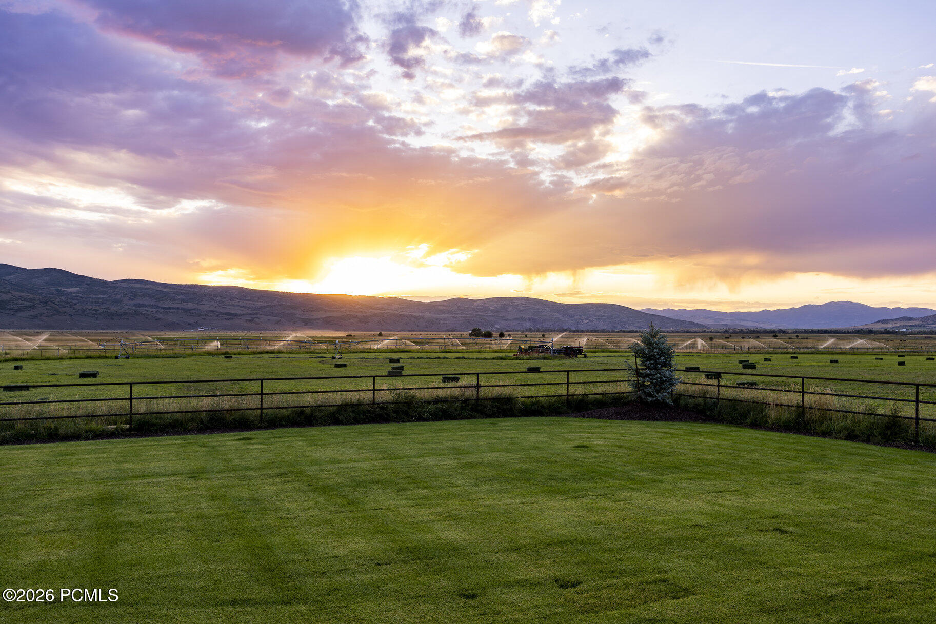 307 W Lazy Acres Lane