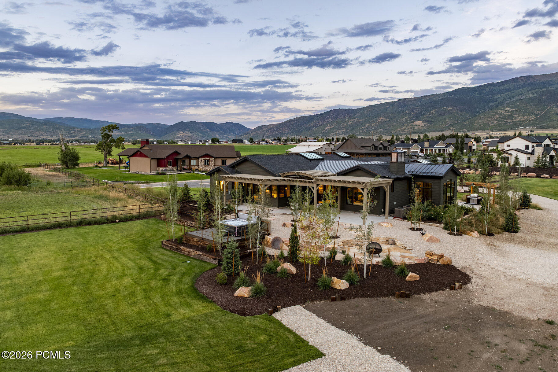 307 W Lazy Acres Lane