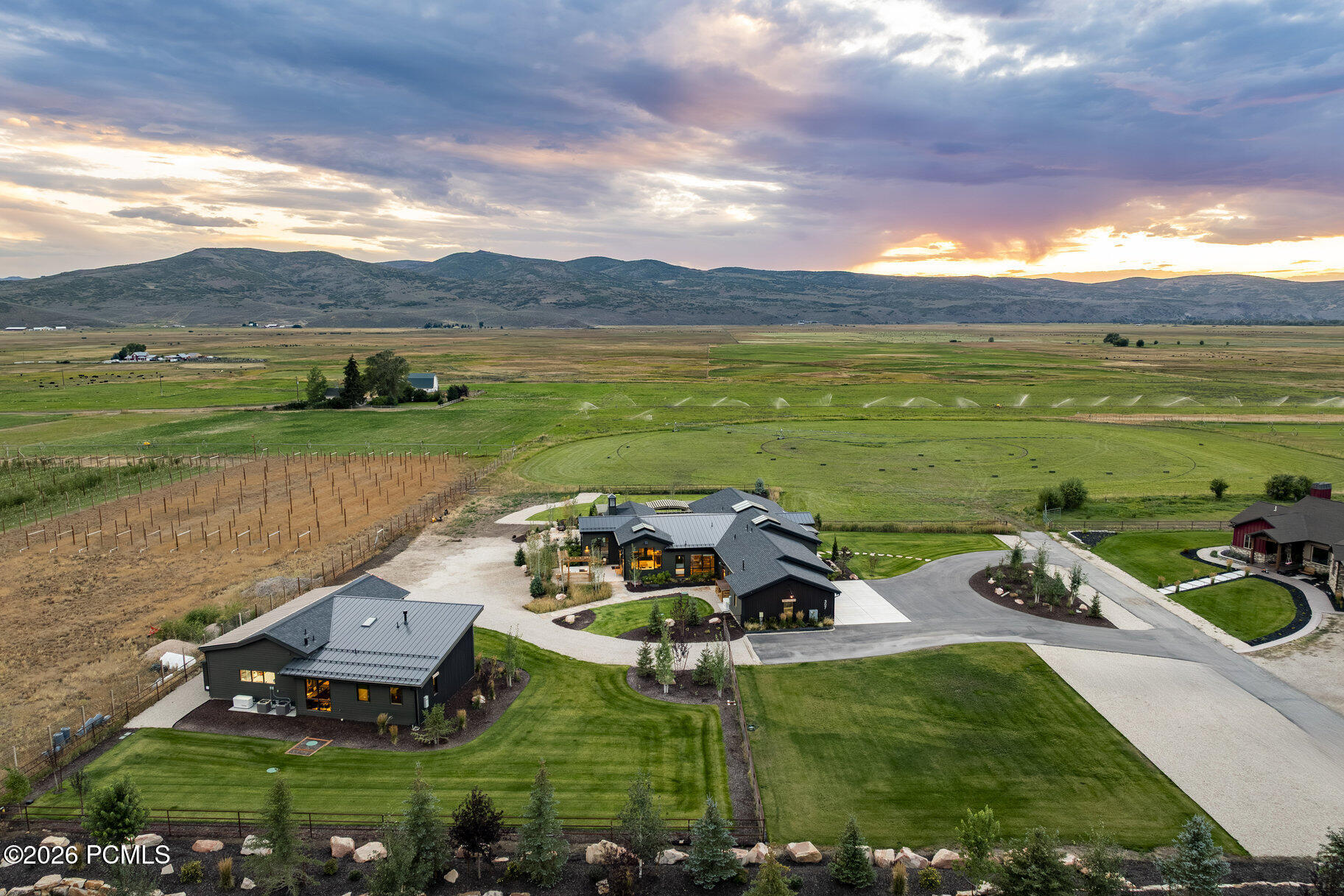307 W Lazy Acres Lane