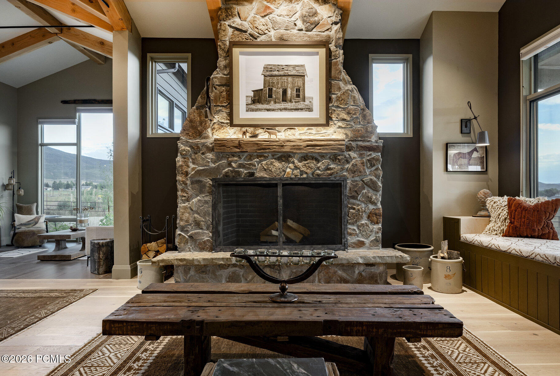 307 W Lazy Acres Lane