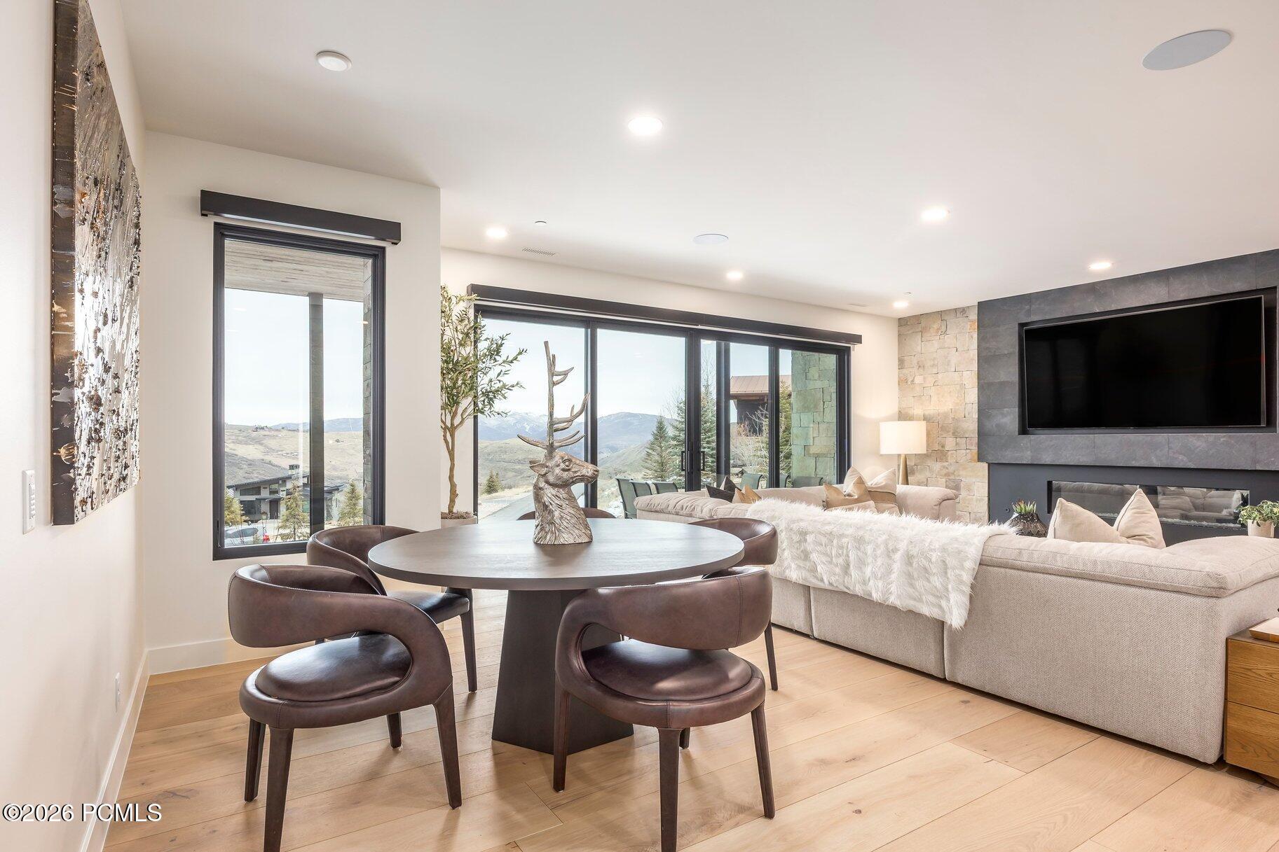 4027 Aspen Camp Loop
