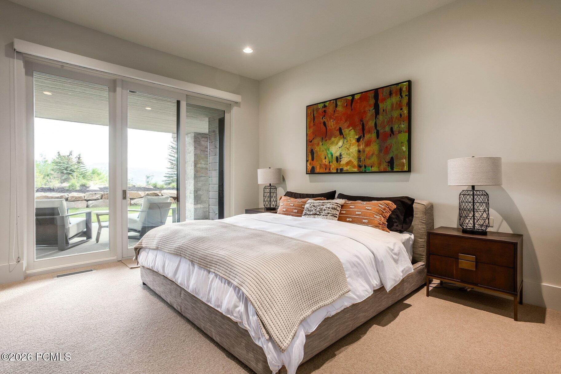 2647 E Silver Berry Court