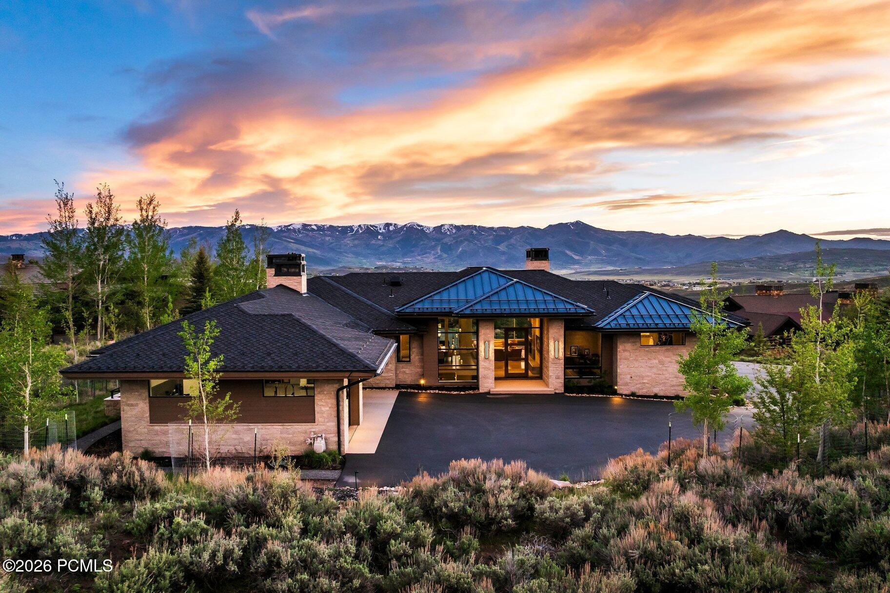 2647 E Silver Berry Court