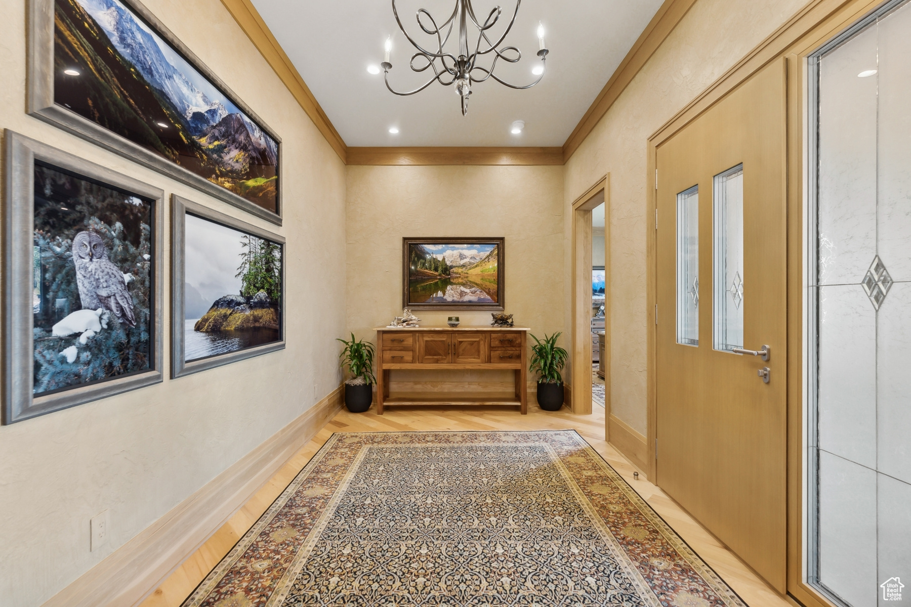 8011 N WEST HILLS TRL