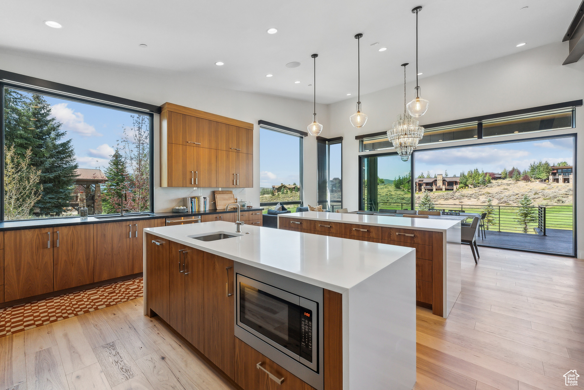 3191 E WESTVIEW TRL #28