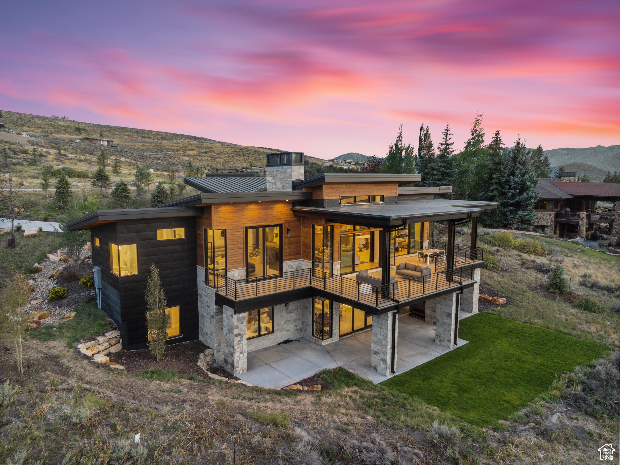3191 E WESTVIEW TRL #28