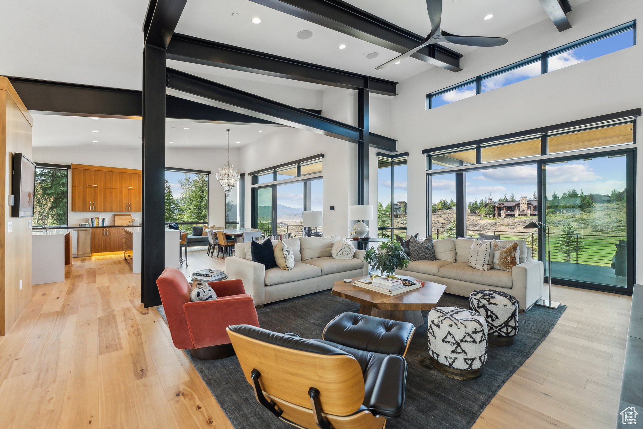 3191 E WESTVIEW TRL #28