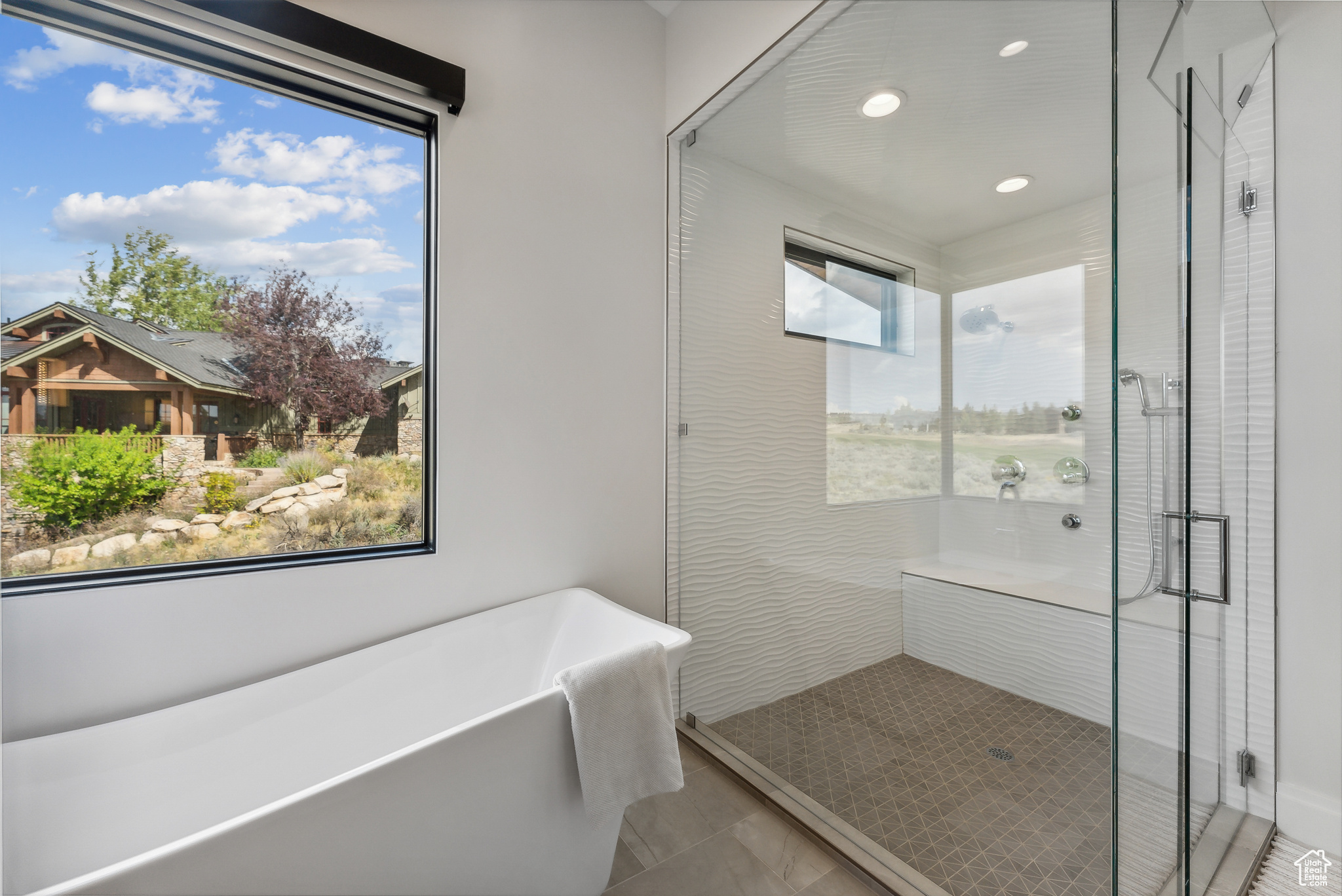 3191 E WESTVIEW TRL #28