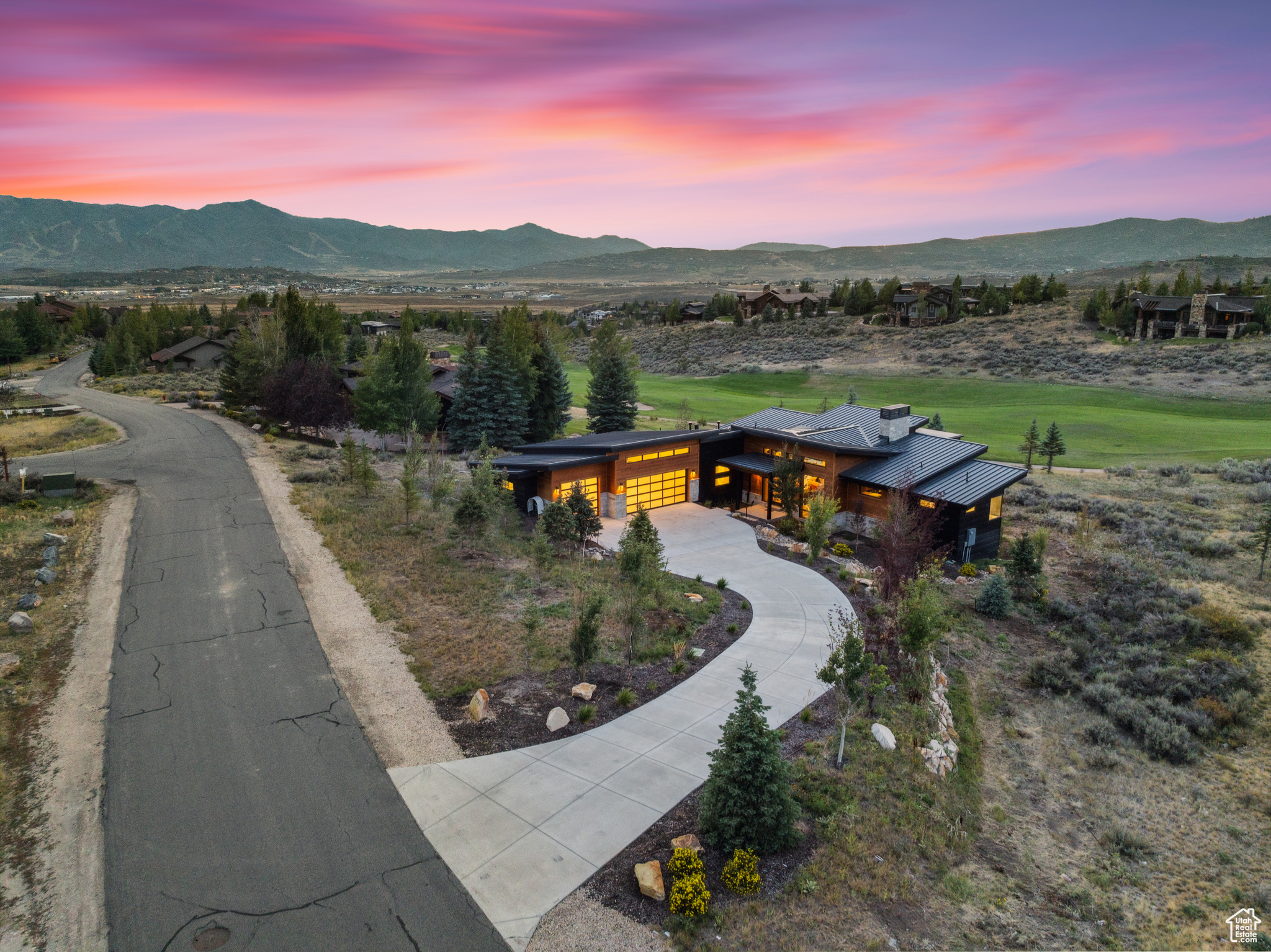 3191 E WESTVIEW TRL #28