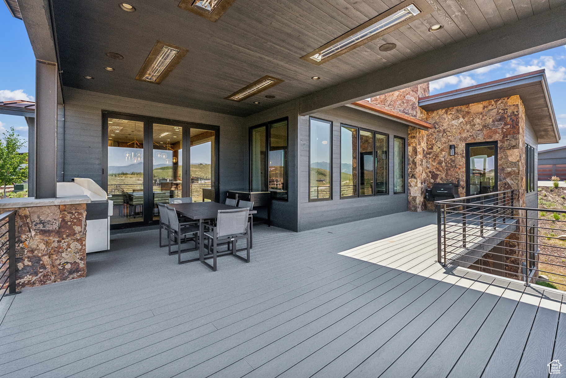 6731 GOLDEN BEAR LOOP