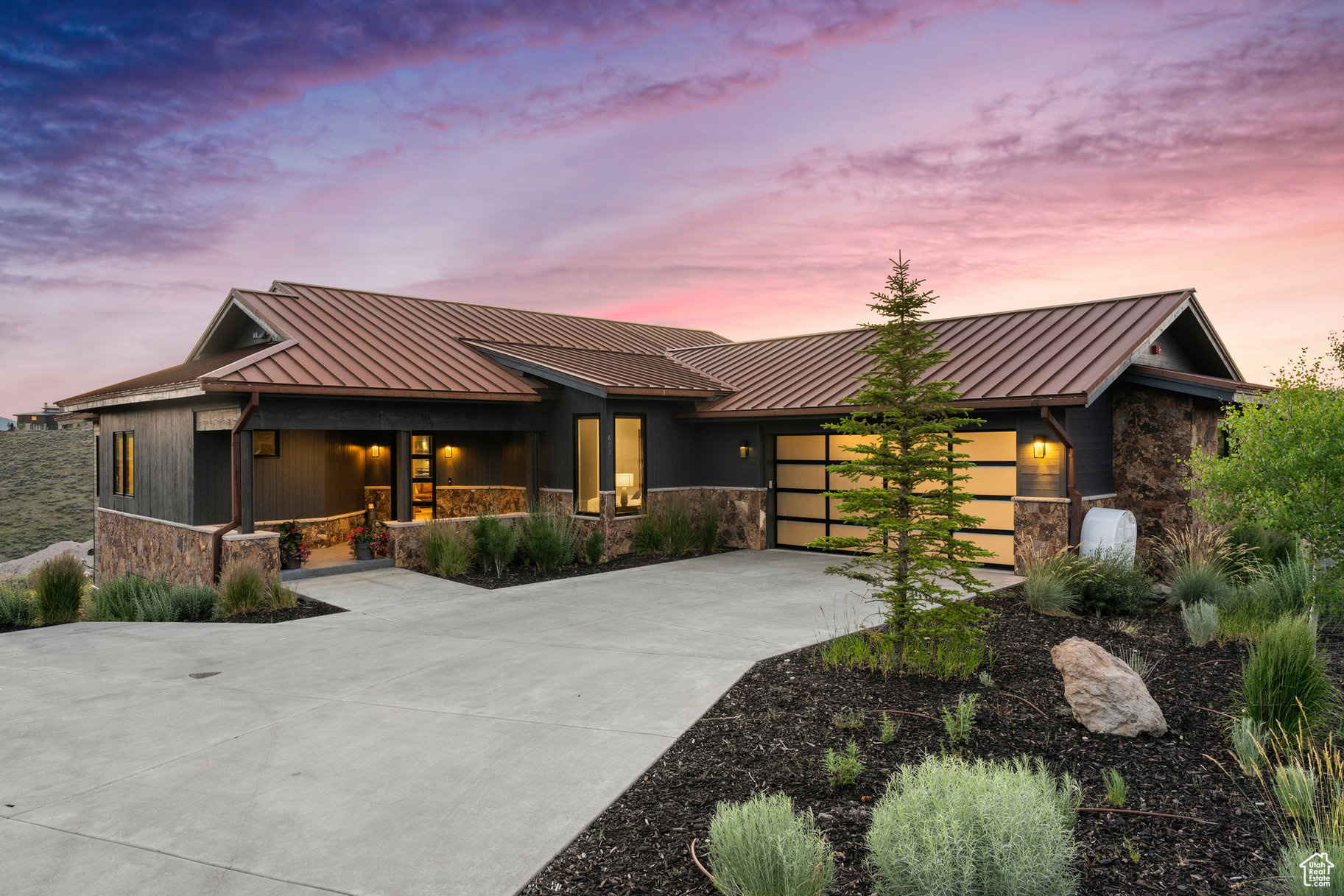 6731 GOLDEN BEAR LOOP