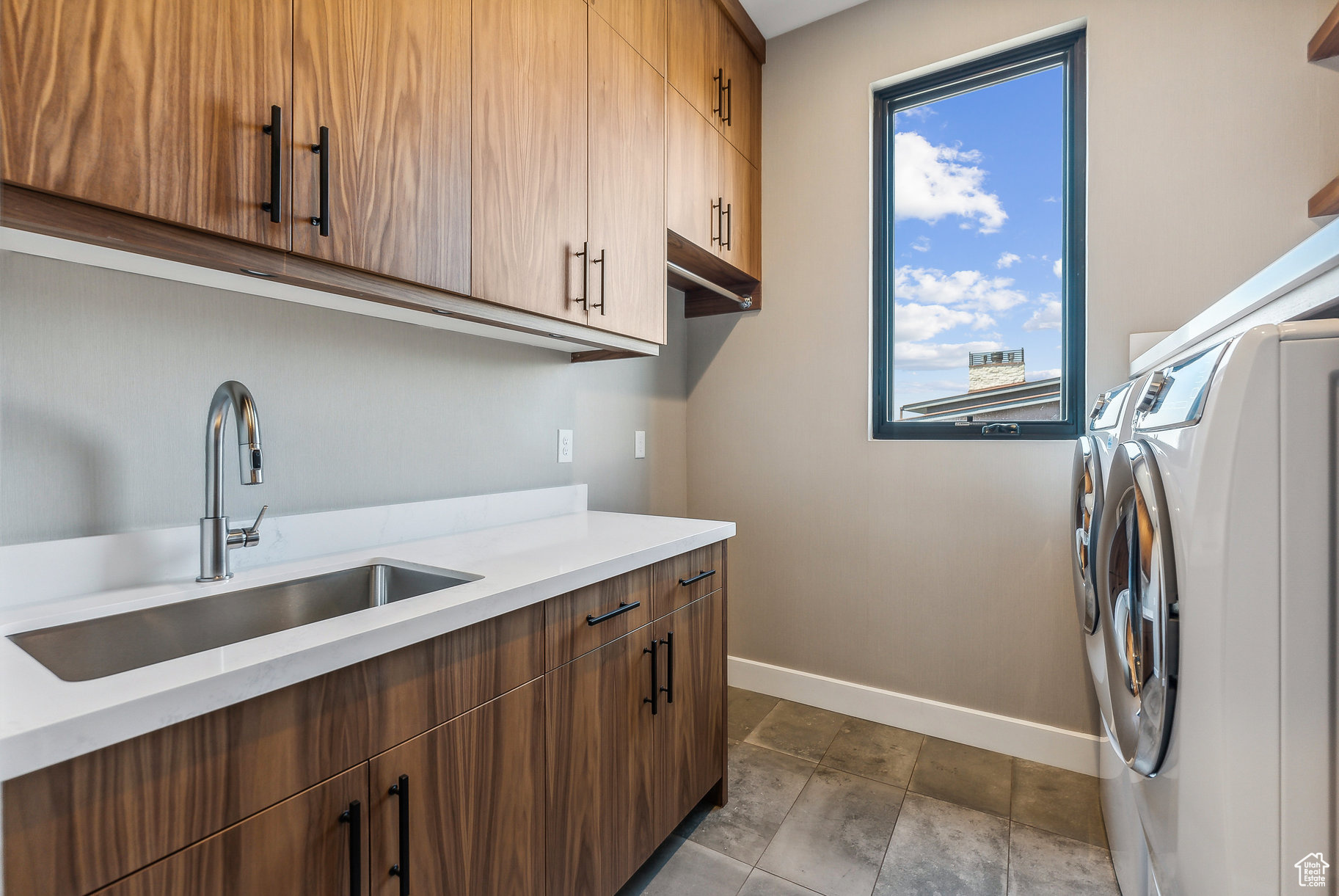 6731 GOLDEN BEAR LOOP
