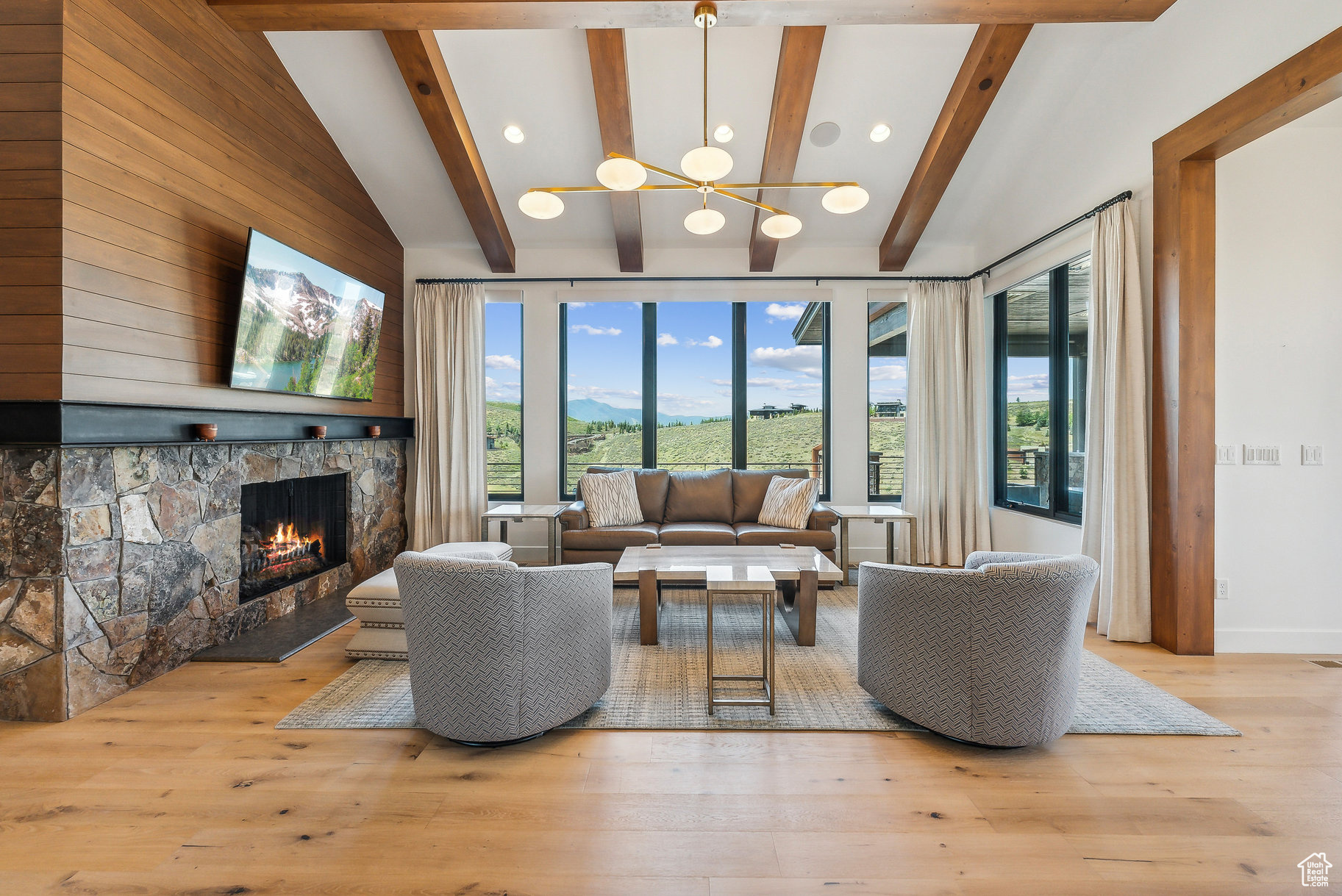 6731 GOLDEN BEAR LOOP