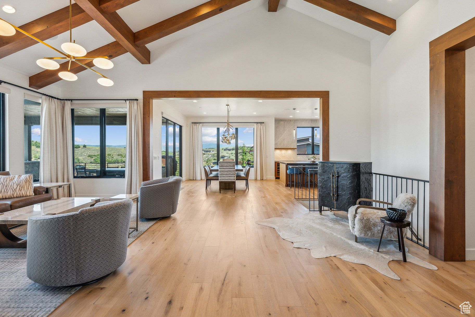 6731 GOLDEN BEAR LOOP