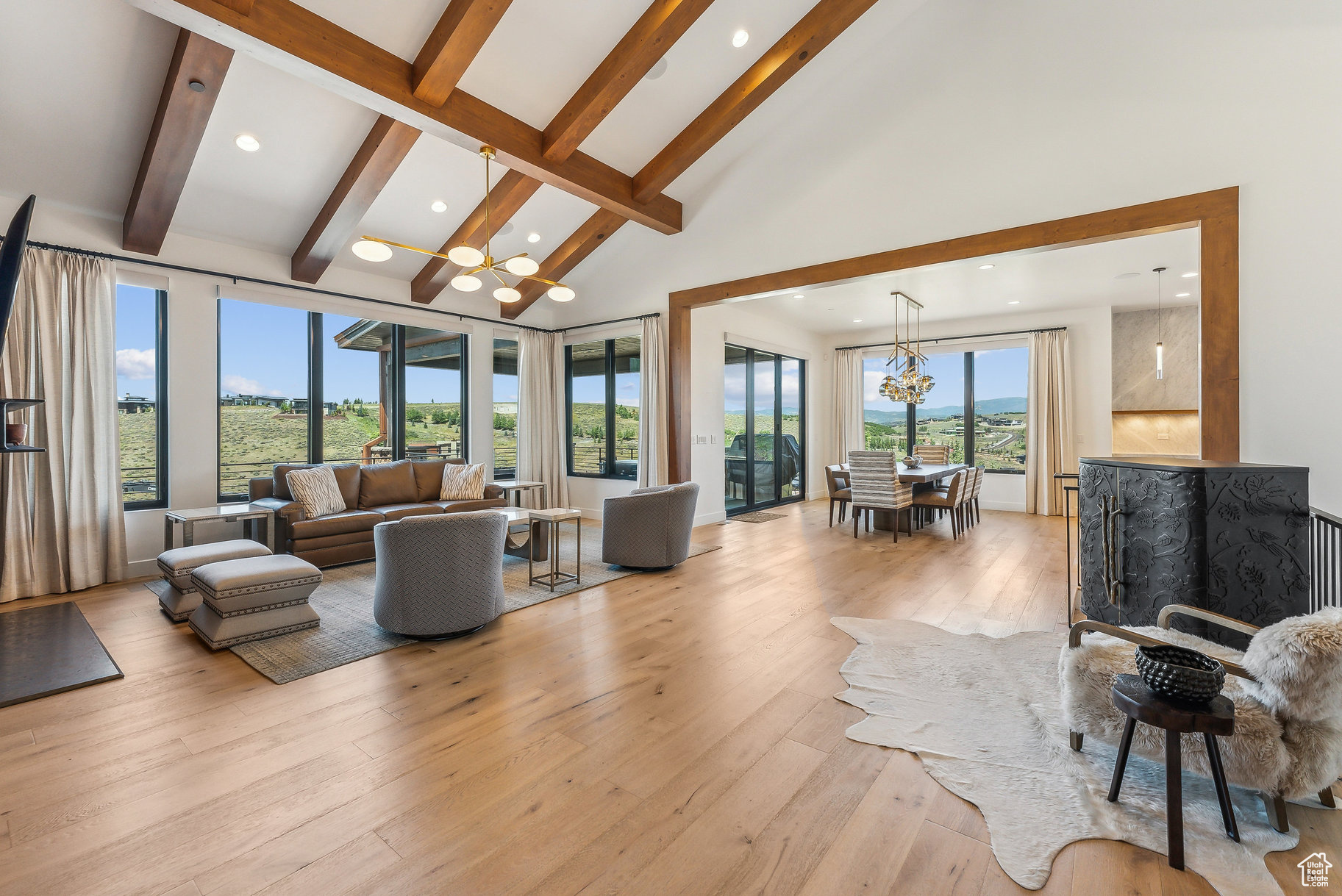 6731 GOLDEN BEAR LOOP