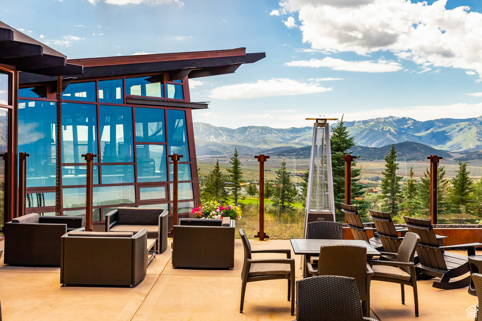 6731 GOLDEN BEAR LOOP