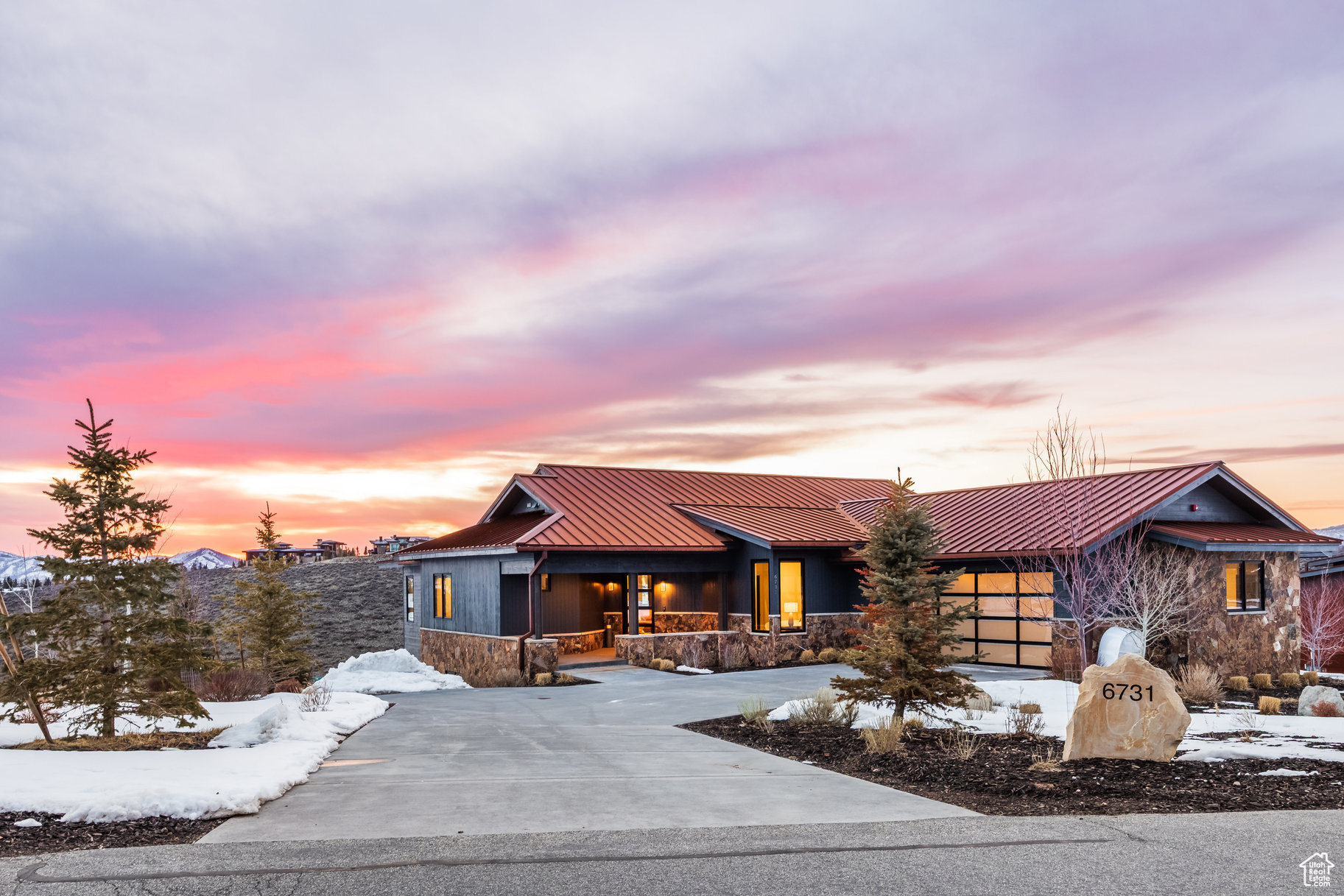 6731 GOLDEN BEAR LOOP