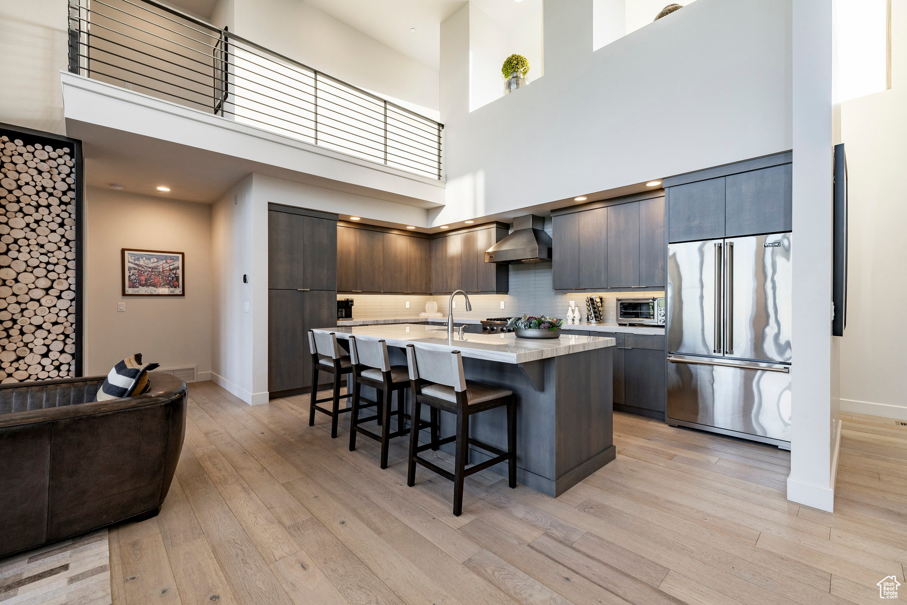 6836 GOLDEN BEAR LOOP