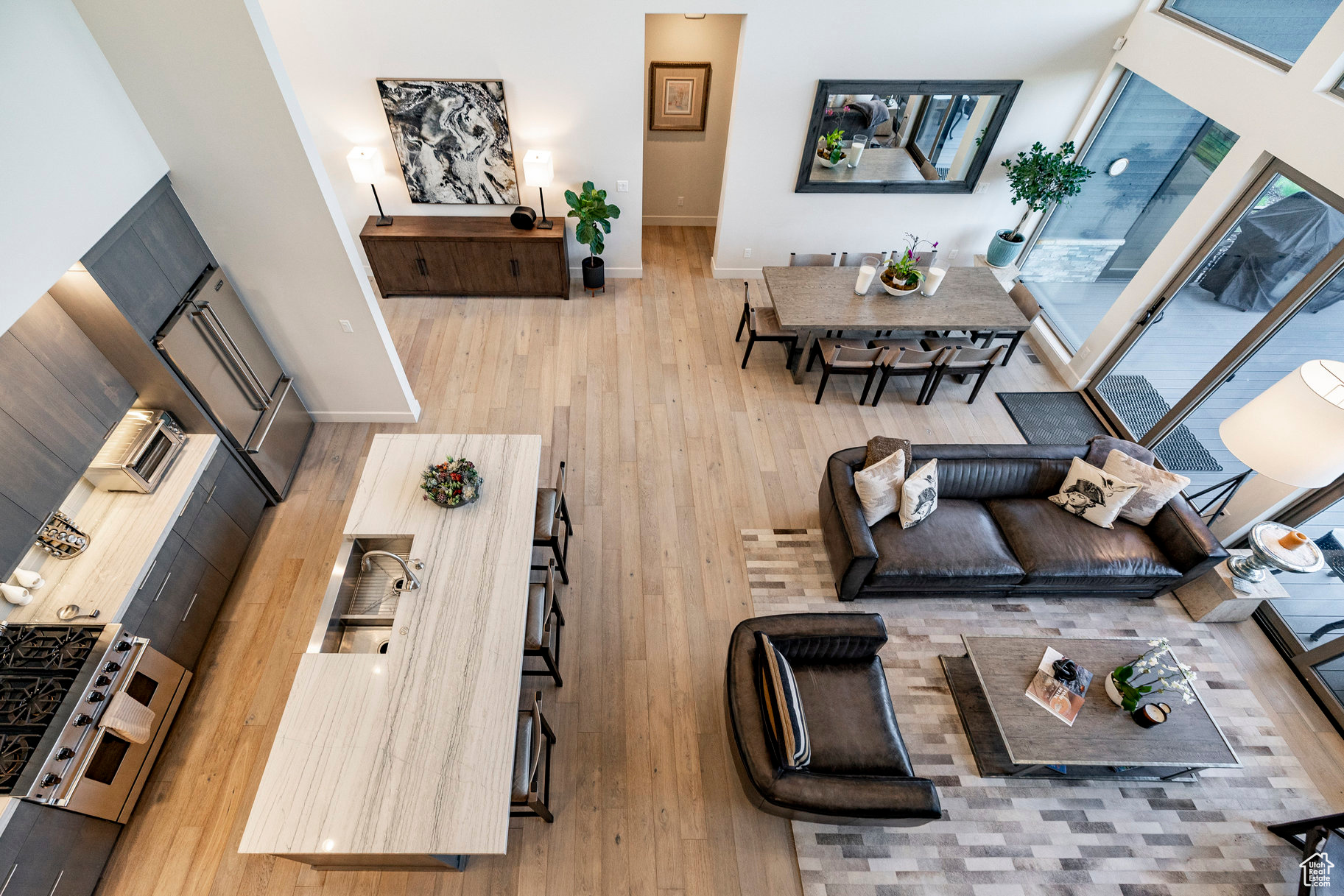 6836 GOLDEN BEAR LOOP