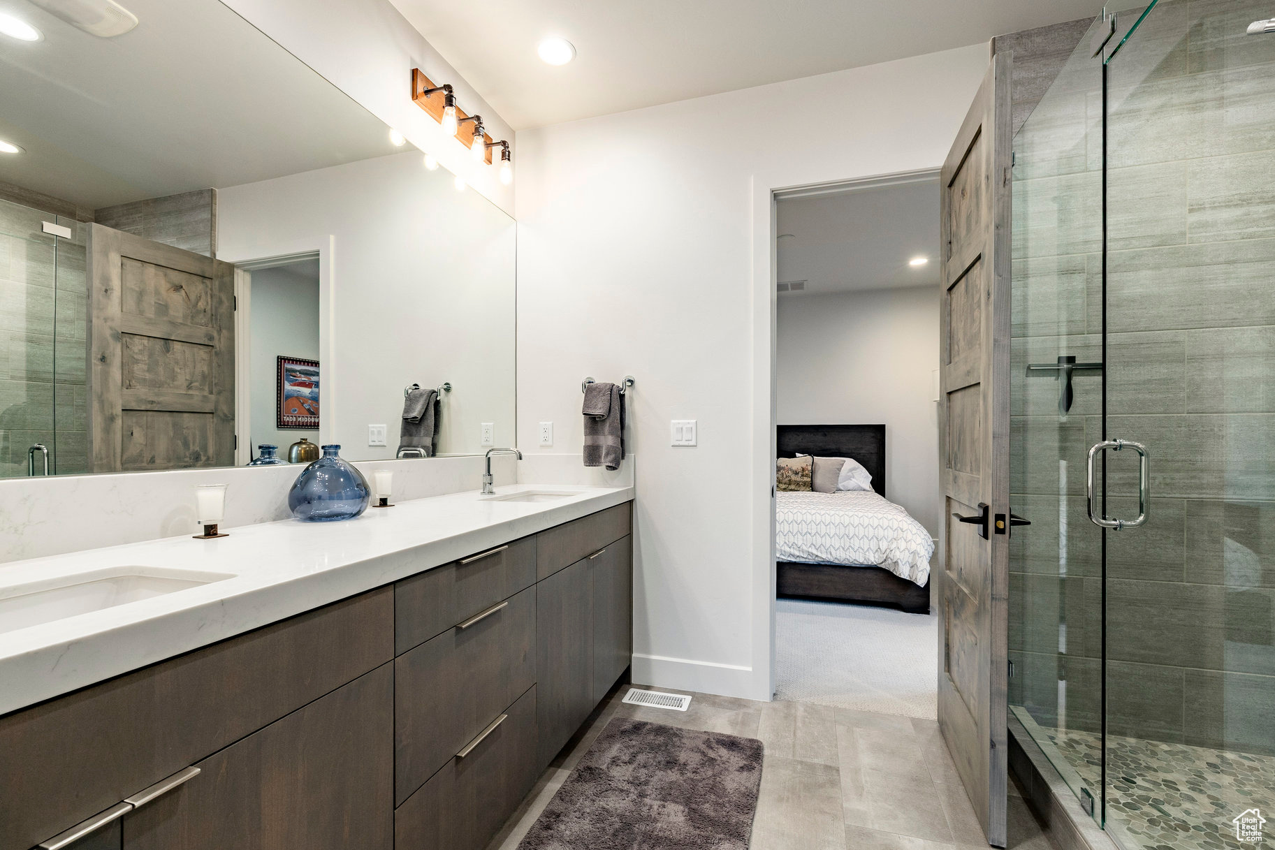 6836 GOLDEN BEAR LOOP