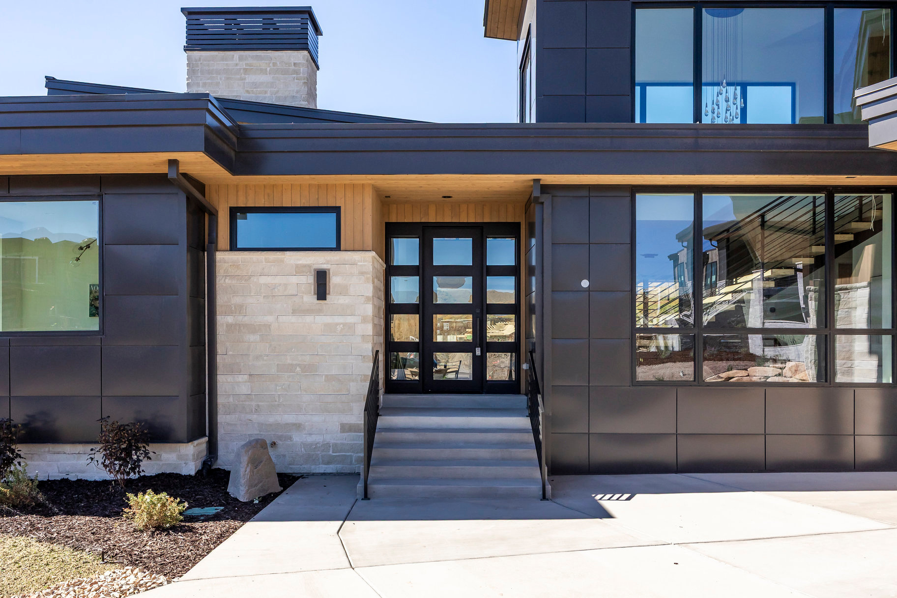 1717 W CENTAUR CT